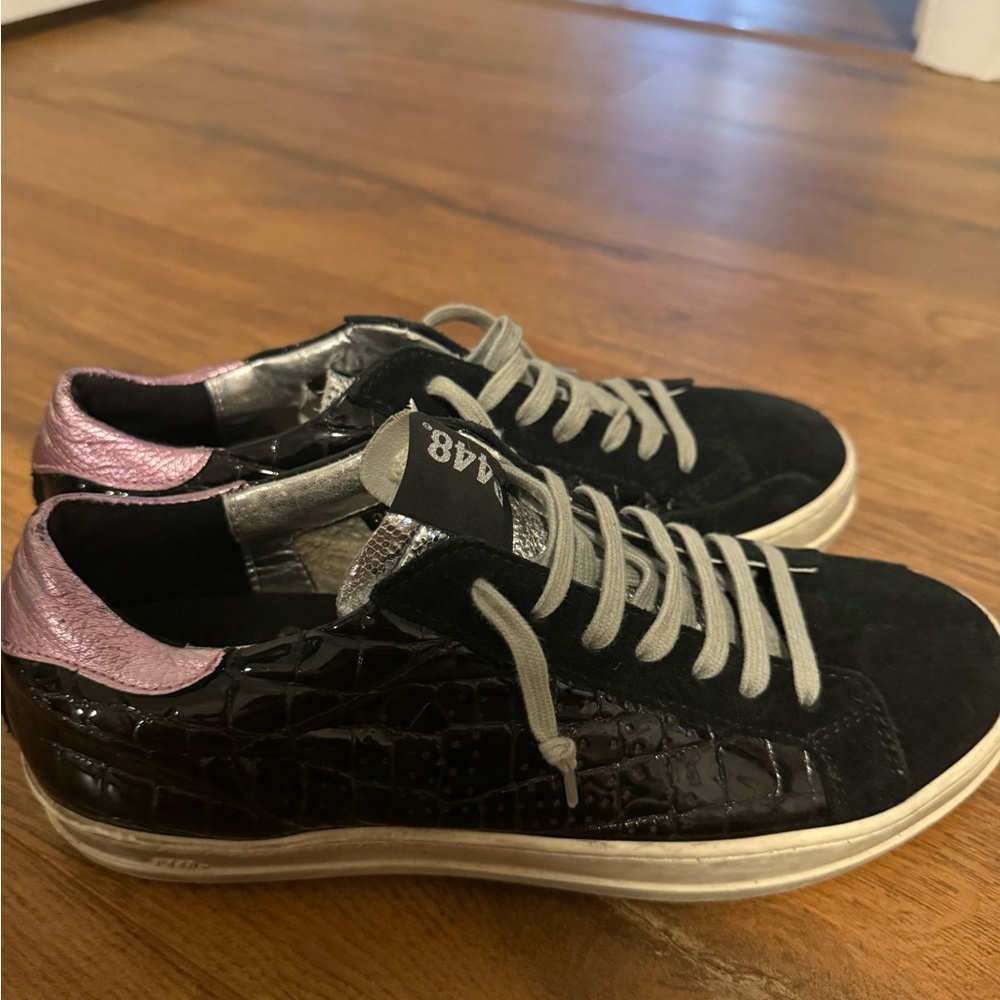 P448 Black Leather & Pink Accent Low-Top Sneakers